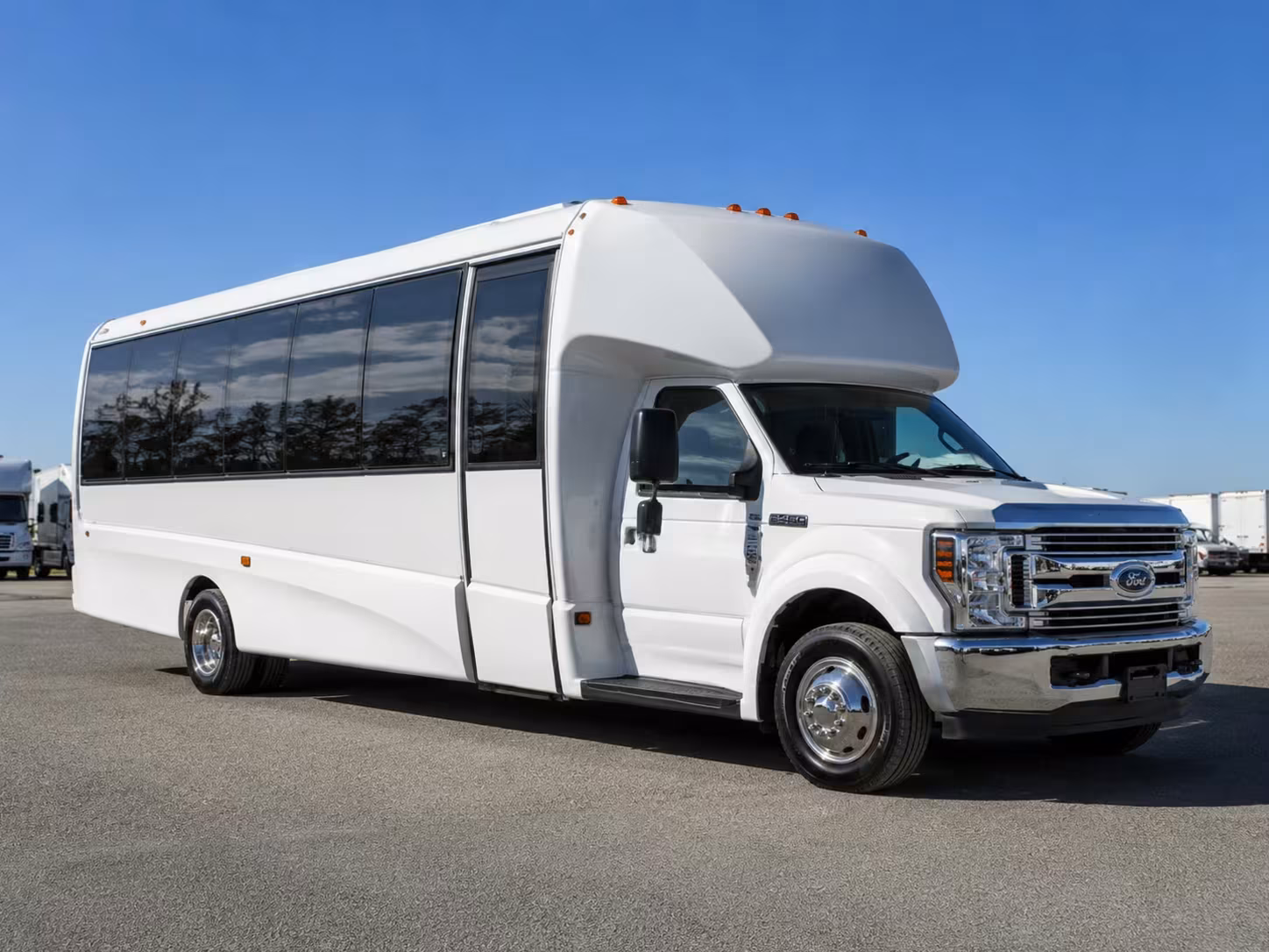 18 passenger minibus