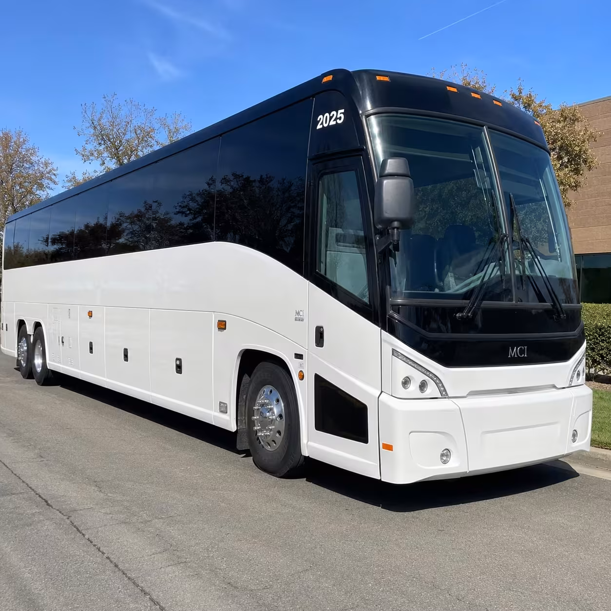 construction worksite shuttle buses for stamford s south end