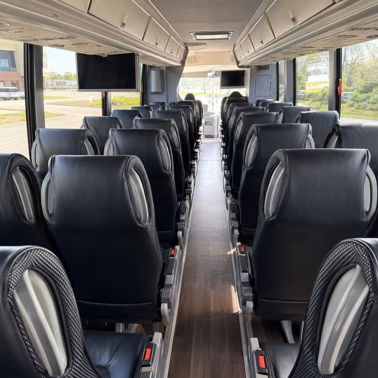 stamford charter bus rentals to the maritime aquarium at norwalk