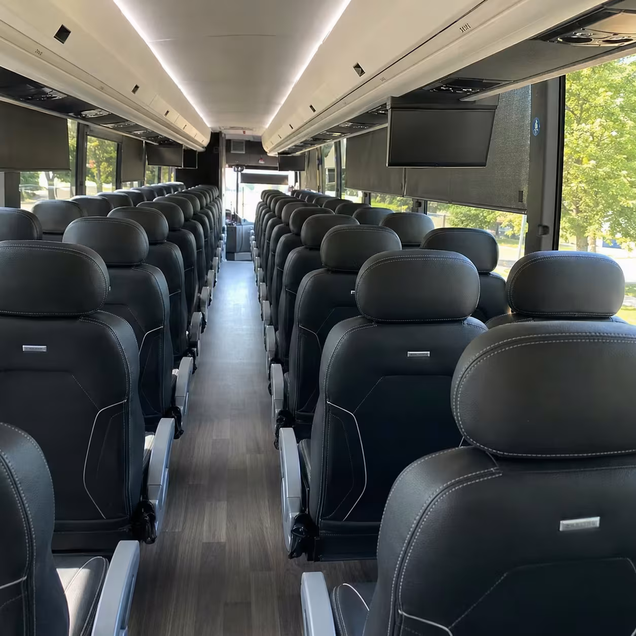 stamford charter bus rentals to uconn and yale games